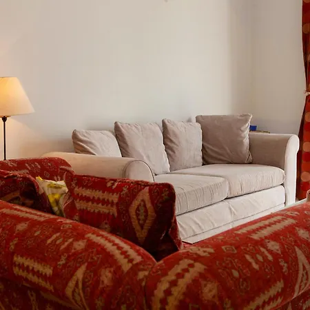 B04 - Luxury 2 Bed W Terrace Pool *