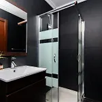 B04 - Luxury 2 Bed With Terrace Pool * Lagos