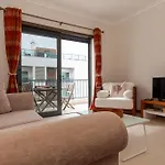 B04 - Luxury 2 Bed With Terrace Pool *