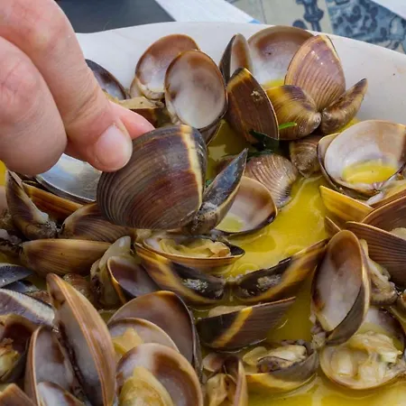 B04 - Luxury 2 Bed With Terrace Pool * لاغوس