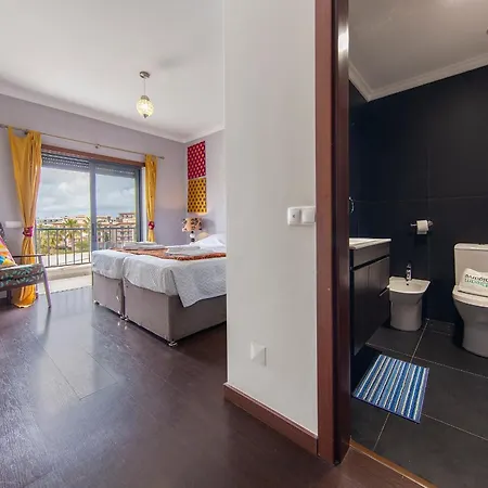 B04 - Luxury 2 Bed With Terrace Pool شقة لاغوس