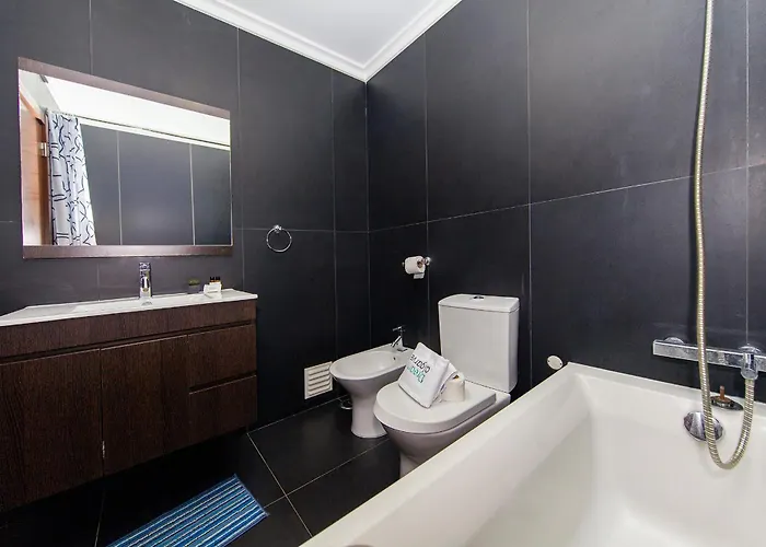 Appartement B04 - Luxury 2 Bed With Terrace Pool *