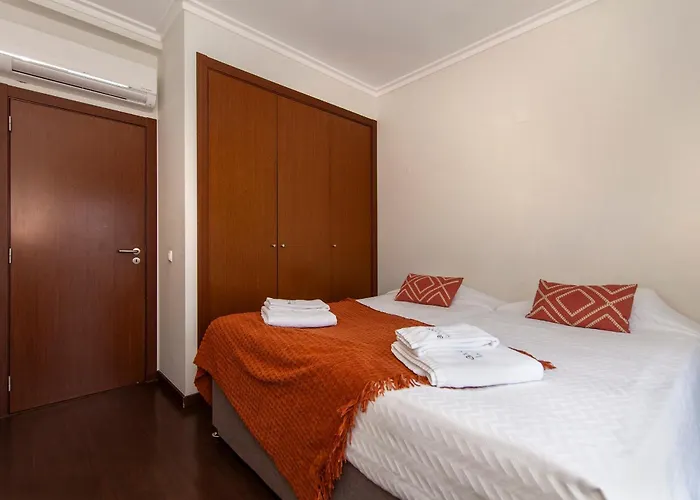 B04 - Luxury 2 Bed With Terrace Pool Lagos