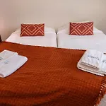 B04 - Luxury 2 Bed With Terrace Pool Lagos