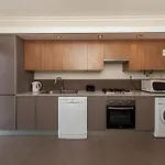 B04 - Luxury 2 Bed With Terrace Pool Apartment Lagos